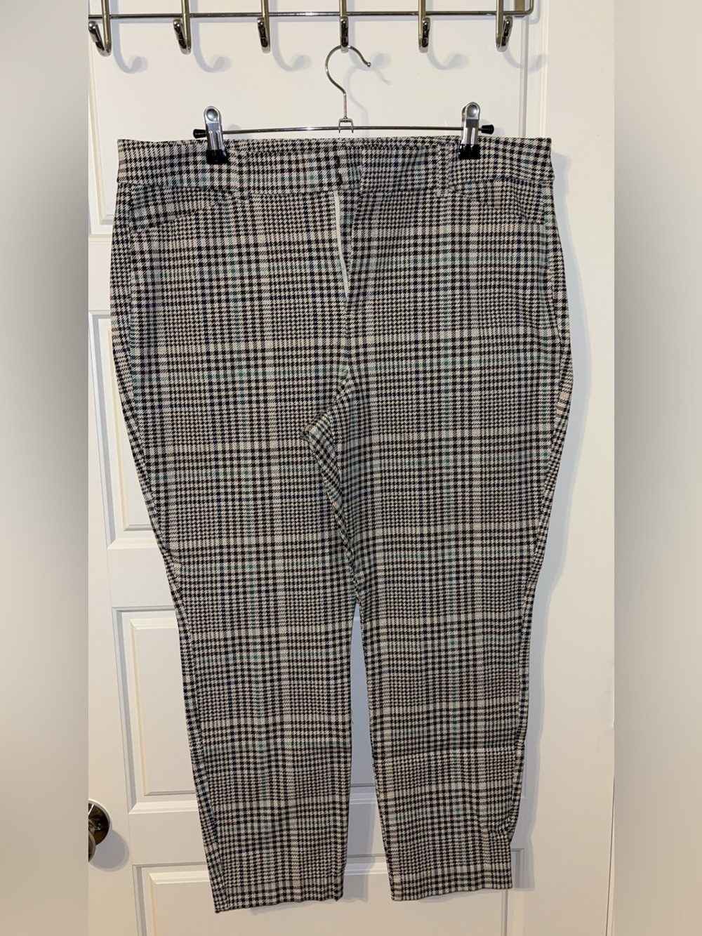 Old Navy Women’s High-Rise Pixie Plaid Dress Pants